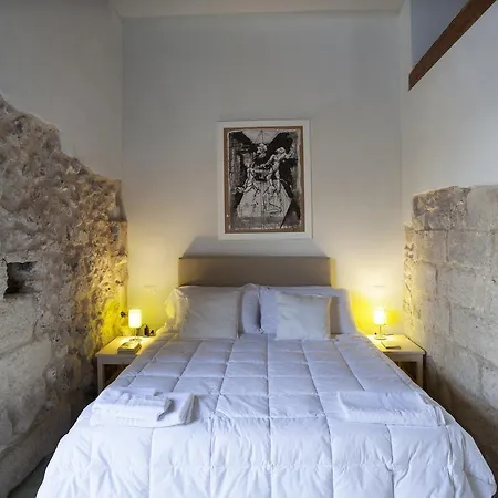 Falcon Guest house